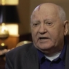 Mixail Gorbachev qurollanish poygasi va sovuq urush tahdididan xavotir bildirdi