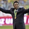 Pele: Ronaldu kuchli to‘purar, ammo Messi dunyoning eng yaxshi futbolchisi