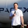 SpaceX o‘z fazoviy skafandrini to‘liq ko‘rsatdi