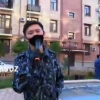 ИИББ бадиий жамоаси пойтахтимиздаги кўп қаватли уйлар олдида қўшиқ куйлашмоқда (видео)