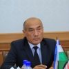 «O‘zbek bunday demaydi!». Rektor lotin alifbosini to‘liq joriy etishga shoshilishga chaqirdi