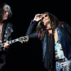 Машҳур Aerosmith рокгуруҳининг яккахони гуруҳ тарқалаётнани ҳақила маълум қилди