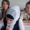 O‘MI maktablarda ro‘mol o‘rashni ixtiyoriy qilishni taklif etmoqda