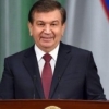 Президент Шавкат Мирзиёев Конституция ва Қуръонга қўлини қўйган ҳолда қасамёд қилди