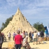 Germaniyada qumdan 14,5 metrlik qasr qurildi