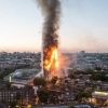 Londondagi turar-joy binosida katta yong‘in: 24 qavat olov ichida (Video)