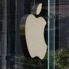 Apple Хитойда айфонлар сотилиши тақиқланиши устидан шикоят қилди
