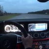 Mercedes-AMG E63 S universalini qaltis holatda soatiga 200 km tezlikka chiqarishdi (Video)