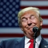 Трамп ижтимоий тармоқларни ёпиб юбориш билан таҳдид қилди