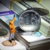 Россияда доллар курси 75 рублгача кўтарилди