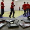 Россияда мактабларда телефондан фойдаланишни тақиқлашмоқчи