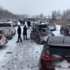 Канадада 50 та машина тўқнашиб кетди, одамлар эса хоккей ўйнашмоқда (видео)