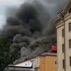 Andijon shahridagi uylardan birida katta yong‘in chiqdi (video)