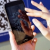 Қизил, сариқ, яшил: Хитойда коронавирусни аниқловчи QR-код жорий этилди