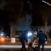 Toshkentda 25 yoshli qiz mast holda avtomobil yo‘liga yotib oldi (video)