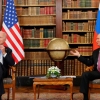 Путин ва Байден учрашувда бир-бирига қандай совға бергани маълум бўлди