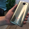 «Elephone» kompaniyasi o‘zining oltin smartfonini namoyish qilmoqda