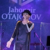 Jahongir Otajonovning Yulduz Usmonovaga javobi sahnada jarang sochdi (Video)