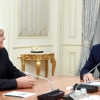 Назарбоев Қозоғистон халқ артисти билан қўшиқ куйлади