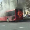 Qozonda ichida 40 nafar yo‘lovchisi bo‘lgan avtobus yonib ketdi (video)