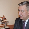 «Ўзбекнефтгаз» раҳбари бензин нархи ниманинг ҳисобига пасайишини айтди