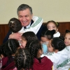 Shavkat Mirziyoyev jajji sportchi qizaloqlar qurshovida