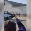 Бухорода Tico ҳайдовчиси ЙПХ ходимига бўйсунмай, уни судраб кетди