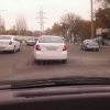 Тошкент кўчаларида давлат рақам белгиси TAJRIBA бўлган Lacetti ҳаракатланмоқда