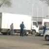 Тошкентда юк машинаси ва мотоцикл ўртасида кучли тўқнашув содир бўлди. Қурбонлар бор
