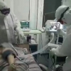 «Yanada hushyor bo‘ling, bu holat saboq bo‘lsin» – Vazirlik jonlantirish bo‘limiga yotqizilgan bemor videosini namoyish etdi