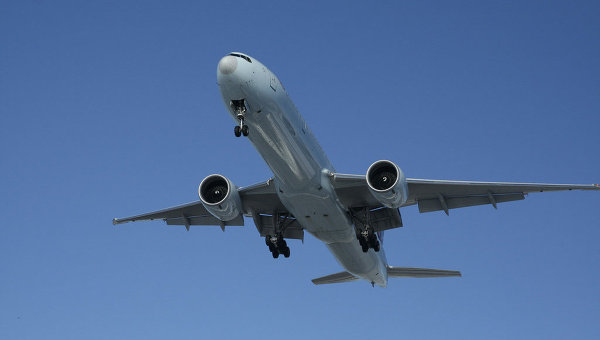 “Qatar Airways” aviakompaniyasi samolyoti to‘polonchi yo‘lovchi tufayli Manchesterga qo‘nishga majbur bo‘ldi