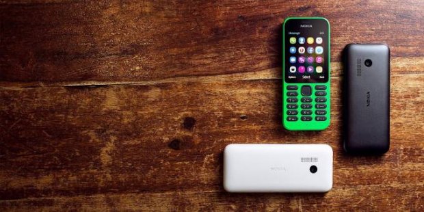 Microsoft интернетга уланиши мумкин бўлган янги Nokia телефонини 29 доллардан сотувга чиқаради