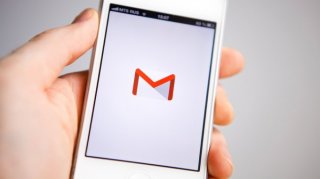 Gmail maktublarga mustaqil javob beradigan Smart Reply xizmatiga ega bo‘ldi