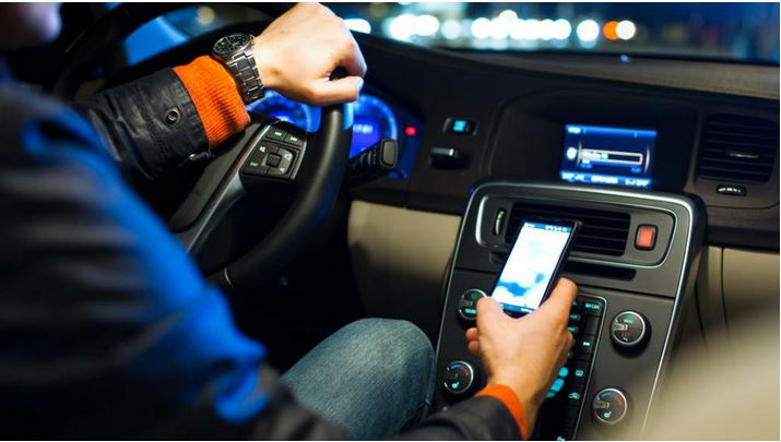Hyundai машина ичида мобил телефонларни ўчириб қўядиган технология учун патент олди