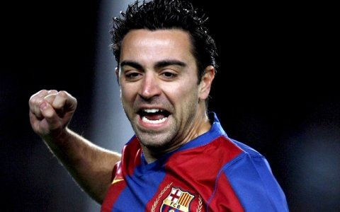 Xavi: «Messidan so‘ng Neymar jahonning birinchi raqamli futbolchisiga aylanadi»