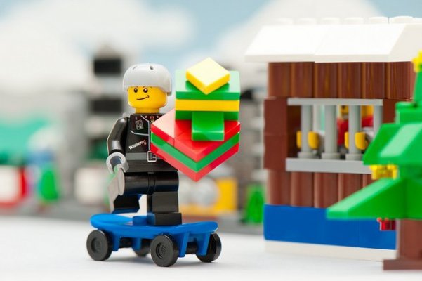 Lego neft asosidagi plastikni o‘z mahsulotlarida qo‘llashni to‘xtatadi