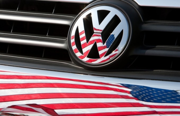 Volkswagen компанияси АҚШ экологик нормаларини бузганлиги учун жарима тўлайди