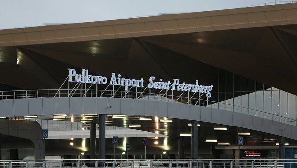 Uzbekistan Airways самолёти двигателдаги муаммо туфайли Пулково аэропортига қайта қўнди
