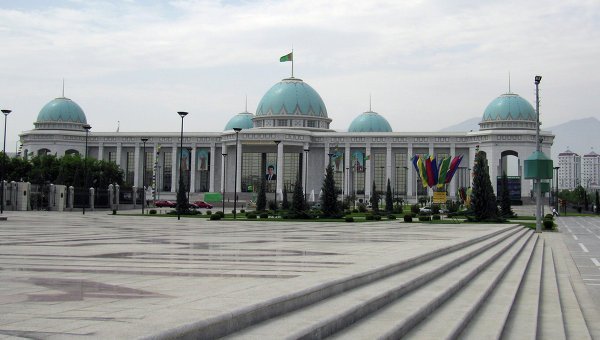 Turkmanistonning yangi konstitusiyasiga ko‘ra prezidentlik muddati uzaytirildi
