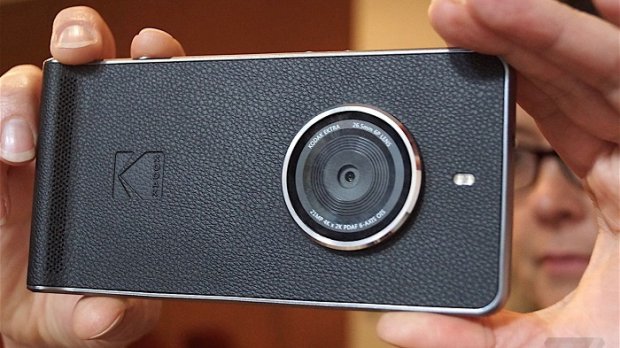 Kodak Ektra – korservativ uslubdagi kamerafon