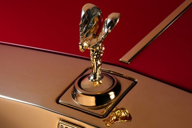 Rolls-Royce xitoylik milliarder uchun oltindan limuzinlar yasab berdi