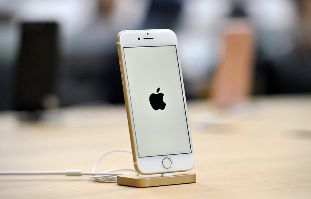 ОАВ: Apple июнь ойидан Ҳиндистонда iPhone ишлаб чиқаришни йўлга қўяди