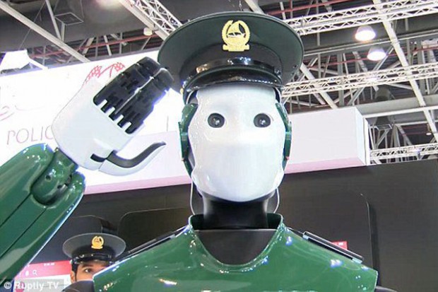 Дубайда робот-полициячилар қачондан иш бошлаши маълум