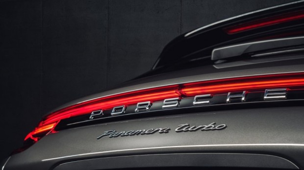 Porsche o‘z xodimlariga 9 ming evrodan mukofot beradi