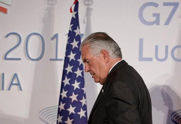 Reks Tillerson Rossiyani ikki yo‘ldan birini tanlashga chaqirdi