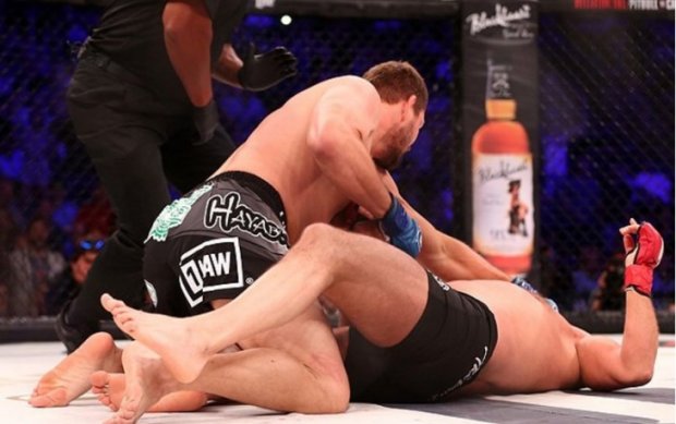 Fedor Emelyanenko Bellator’dagi ilk jangini yutqazdi