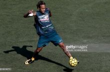 FIFA Neymarning transferini qonuniy deb topdi