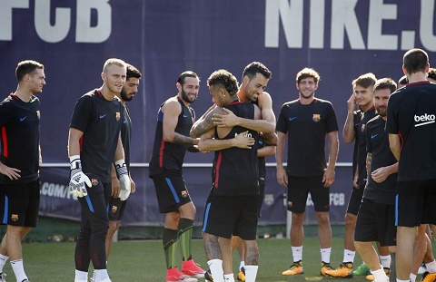 Qaror qabul qilindi: «Barselona» Neymarga bosh egmaydi