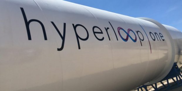 Hyperloop капсуласи 300 км/соат дан кўпроқ тезликка эришди