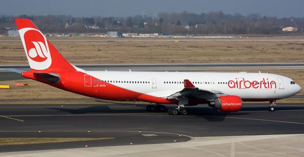 Air Berlin авиакомпанияси банкротлик эълон қилди